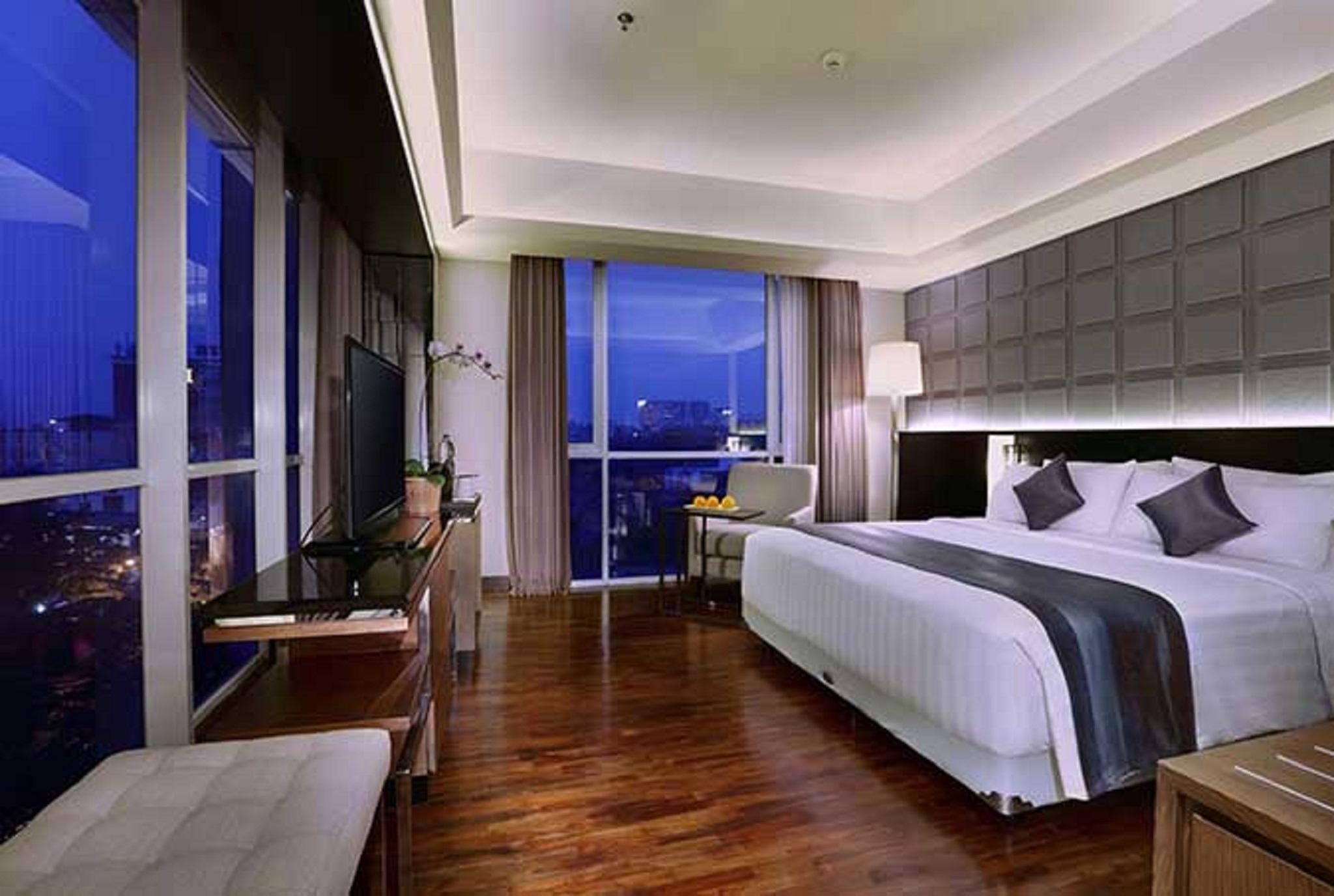 Aston Pasteur Hotel Бандунг Екстериор снимка